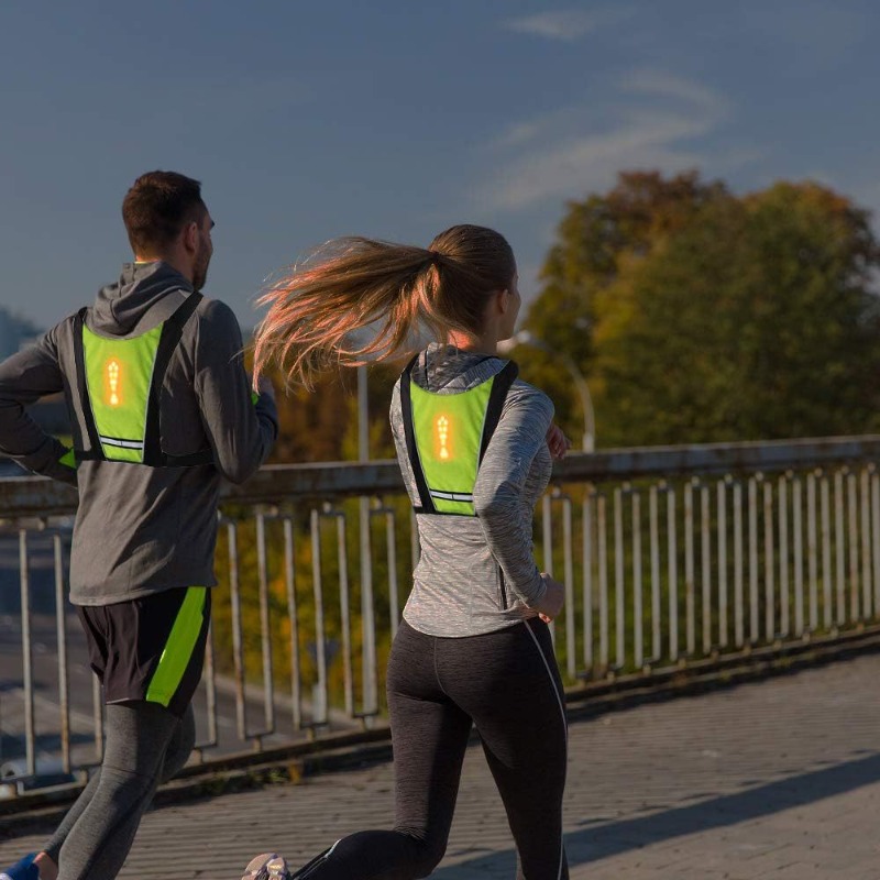LEDリモコン式安全ベスト、ターンシグナルライト、高視認性警 - Running Visibility Gear のレビューと価格