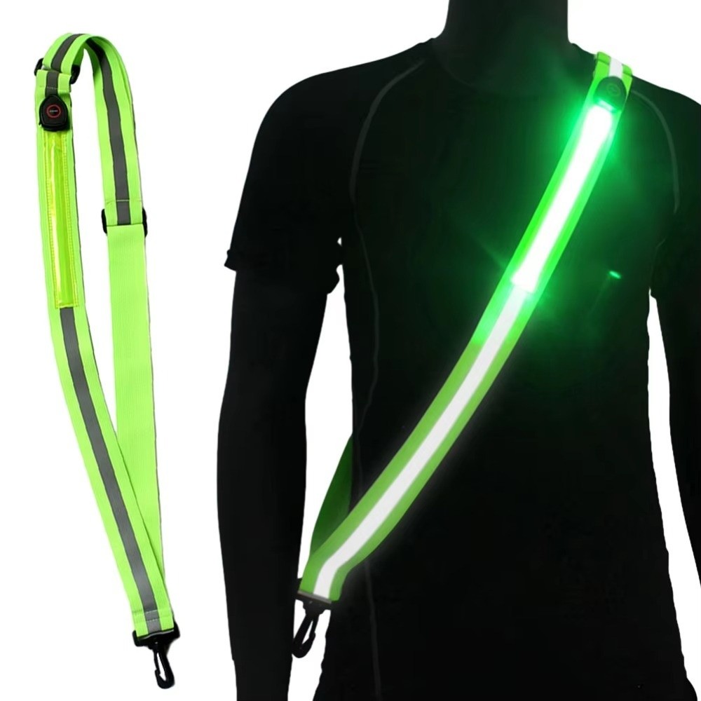 USB充電式、反射素材を使用したランニングベルト。視認性が高 - Running Visibility Gear のレビューと価格